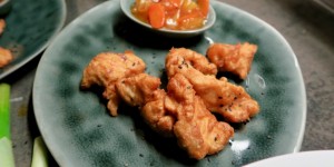 Beitragsbild des Blogbeitrags Knuspriges Hühnerfleisch süß-sauer