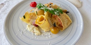 Beitragsbild des Blogbeitrags Nudelrolle mit Mascarpone & Serranoschinken
