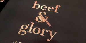 Beitragsbild des Blogbeitrags Beef & Glory: Steakerei 