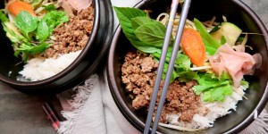 Beitragsbild des Blogbeitrags Asia Bowl mit Faschiertem & Wokgemüse