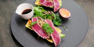 Beitragsbild des Blogbeitrags Thunfisch | Taco Tubs | Sriracha Mayonnaise | Passionsfrucht-Dressing 