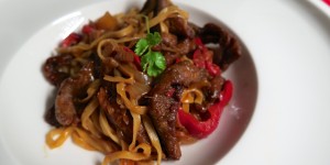 Beitragsbild des Blogbeitrags Rindfleisch Gan Bian á la Bine