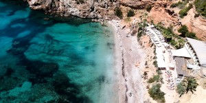 Beitragsbild des Blogbeitrags Travel: IBIZA GUIDE 2018 Part 2 – Beach Clubs and Restaurants