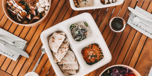 Beitragsbild des Blogbeitrags Let´s visit Carinthia: Take-Away & Lieferservice im Lockdown – unsere Favoriten!