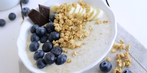 Beitragsbild des Blogbeitrags my fav‘ pre-gym breakfast – cremige overnight oats 