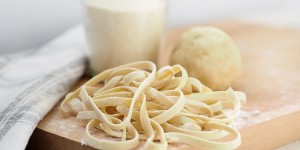 Beitragsbild des Blogbeitrags Grundrezept – Vegane Pasta, Fusilli und Orecchiette 