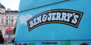 Beitragsbild des Blogbeitrags Peace, Love & Ice Cream by BEN & JERRY’s 
