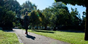 Beitragsbild des Blogbeitrags Nordic Walking Technik: Richtig walken mit unserer Anleitung