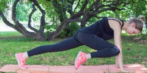 Beitragsbild des Blogbeitrags Startklar für den Sommer: Mit diesen 10 Übungen effektiv den Bauch trainieren 