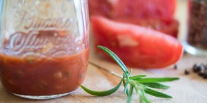Beitragsbild des Blogbeitrags Ketchup selber machen ohne Zucker