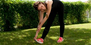 Beitragsbild des Blogbeitrags 9 effektive und schnelle Cool Down Übungen zum Abwärmen 
