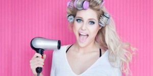 Beitragsbild des Blogbeitrags Deine 7 größten Fehler beim Haare trocknen!