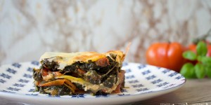 Beitragsbild des Blogbeitrags Low Carb Zucchini Lasagne vegetarisch: Mit Spinat und Mozzarella