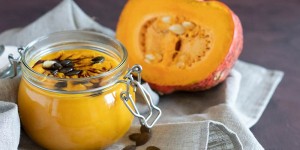 Beitragsbild des Blogbeitrags Süßkartoffel Kürbis Suppe *vegan*