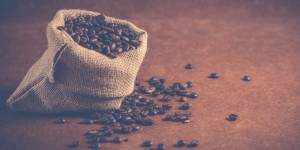 Beitragsbild des Blogbeitrags Kaffeemaschine mit 2 Mahlwerken – Das sind die Top 3!