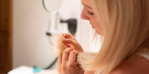 Beitragsbild des Blogbeitrags Mach Schluss mit Spliss – 9 Tipps gegen trockene Spitzen