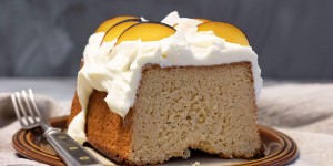 Beitragsbild des Blogbeitrags Super saftiger Low Carb Kuchen mit Kokosmehl