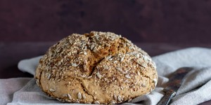 Beitragsbild des Blogbeitrags Saftiges Möhrenbrot ohne Hefe 
