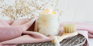 Beitragsbild des Blogbeitrags Körpercreme selber machen aus nur 3 Zutaten