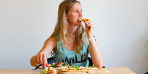 Beitragsbild des Blogbeitrags Ständig Hunger? Daran liegts wirklich!