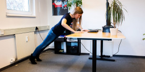 Beitragsbild des Blogbeitrags Diese Übungen sind perfekt fürs Home-Office