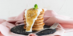 Beitragsbild des Blogbeitrags Für diese leckeren Pancakes brauchst du keine Eier