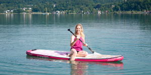 Beitragsbild des Blogbeitrags Warum Stand up Paddling der beste Sport des Sommers ist