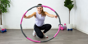 Beitragsbild des Blogbeitrags Hula Hoop mit Gewicht – Must Have oder Geldverschwendung? 