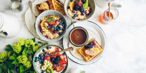 Beitragsbild des Blogbeitrags Frühstücken ist gefährlich: Forscher warnt vor der wichtigsten Mahlzeit!