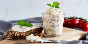 Beitragsbild des Blogbeitrags Mmmhh lecker: Aufstrich mit getrockneten Tomaten