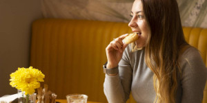 Beitragsbild des Blogbeitrags WHO warnt: Diese 5 Lebensmittel sind krebserregend