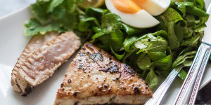 Beitragsbild des Blogbeitrags Das perfekte Thunfischsteak braten – So einfach gehts