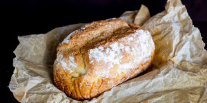 Beitragsbild des Blogbeitrags Rezept für fluffiges Dinkel Joghurt Brot 