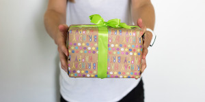Beitragsbild des Blogbeitrags 9 entspannende Geschenke für eine gestresste Freundin
