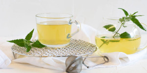 Beitragsbild des Blogbeitrags Diese 13 Tee-Sorten sind wahre Detox-Wunder!