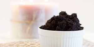 Beitragsbild des Blogbeitrags Kaffeesatz ist das Geheimnis schöner Haare!