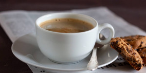 Beitragsbild des Blogbeitrags Seborrhoisches Ekzem: Welchen Einfluss hat Kaffee? 