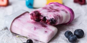 Beitragsbild des Blogbeitrags Lecker & einfach: Joghurt Eis ohne Eismaschine