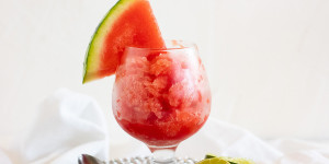 Beitragsbild des Blogbeitrags Schnelles Rezept für Wassermelonen-Sorbet ohne Eismaschine