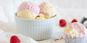 Beitragsbild des Blogbeitrags Kalorienarmes Quark-Eis ganz einfach selber machen