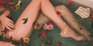 Beitragsbild des Blogbeitrags Babyöl zum Rasieren – geht das? 