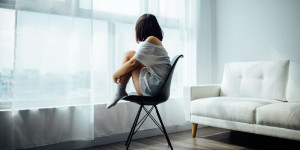 Beitragsbild des Blogbeitrags Wie führe ich eine Beziehung mit depressiven Partner?