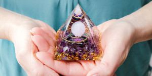 Beitragsbild des Blogbeitrags Orgonit Pyramide gegen Strahlung: Empfehlung