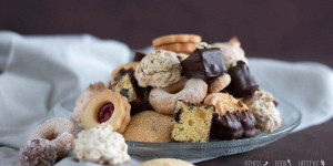 Beitragsbild des Blogbeitrags Low Carb Plätzchen – 11 Rezepte für Kekse ohne Kohlenhydrate 