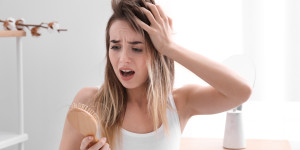Beitragsbild des Blogbeitrags Kann Selen bei Haarausfall helfen? Ich verrate es dir!