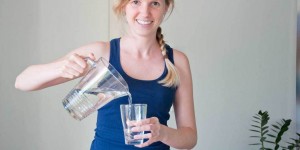 Beitragsbild des Blogbeitrags Mehr Wasser trinken: 15 Tricks, die du noch nicht kennst