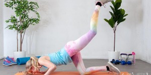 Beitragsbild des Blogbeitrags 41 effektive Bauch Beine Po Übungen für zuhause