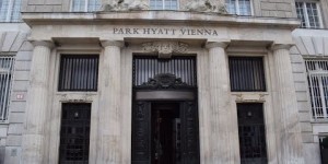 Beitragsbild des Blogbeitrags HIGHLIGHT: Park Hyatt Vienna – Suite (VIDEO)