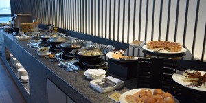 Beitragsbild des Blogbeitrags COOL: Asiana NEUE First Class Lounge Seoul Incheon 