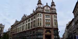 Beitragsbild des Blogbeitrags HAMMER – 8000 Punkte Deal: Parisi Udvar Hotel Budapest – Unbound Collection by Hyatt – Suite